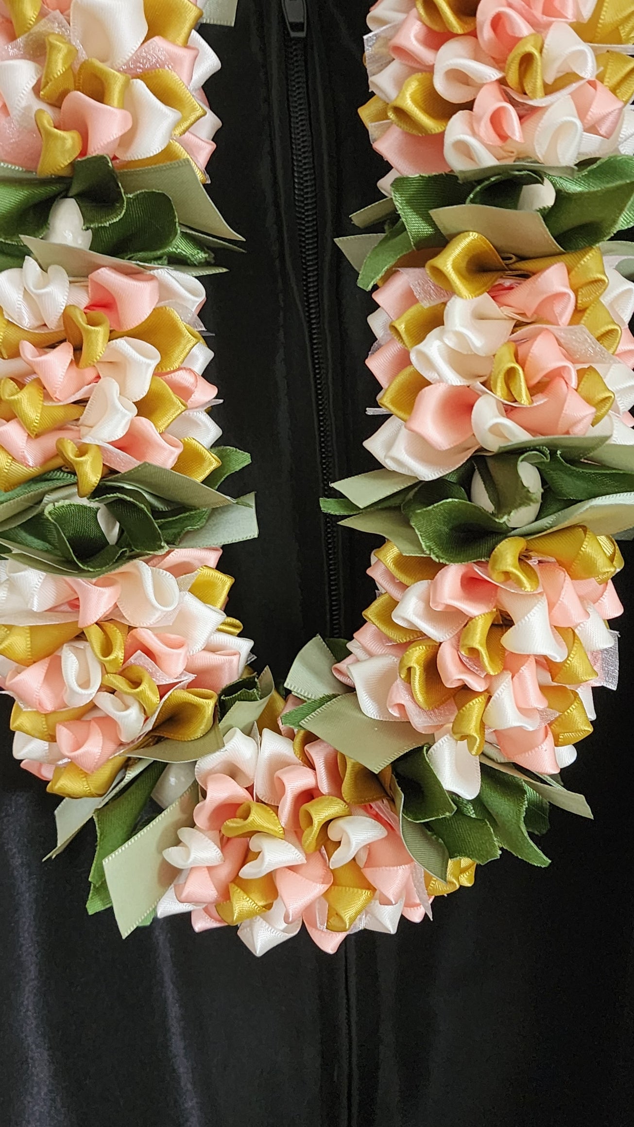 Forever Lei – Pink, White & Gold