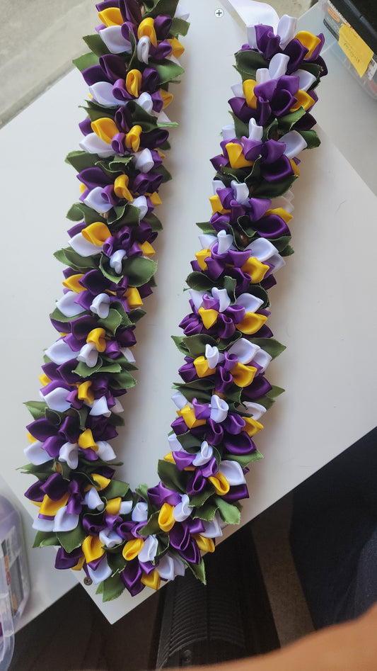 Forever Lei – Purple, White & Gold
